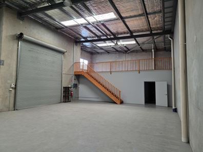 2/11 Niche Parade, Wangara WA 6065
