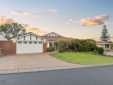 4 Glendevon Turn, Kinross WA 6028