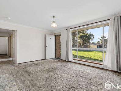 9 Delamere Way, Camillo WA 6111