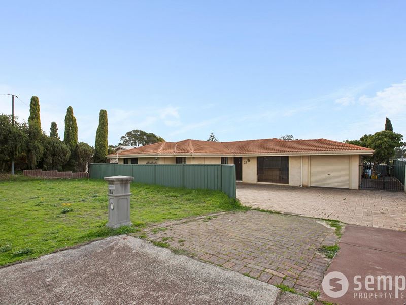 24 Pelican Ramble, Yangebup WA 6164