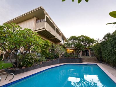 23 Doongalla Road, Attadale WA 6156