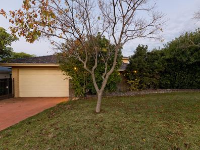 23 Doongalla Road, Attadale WA 6156
