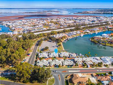 4/1 Waterside Drive, Dudley Park WA 6210
