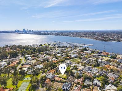 5A Dunvegan Road, Applecross WA 6153