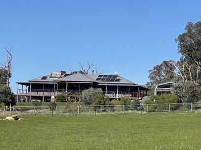 111 Forrest St, Boddington WA 6390