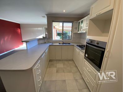 2/50 Pioneer Road, Centennial Park WA 6330