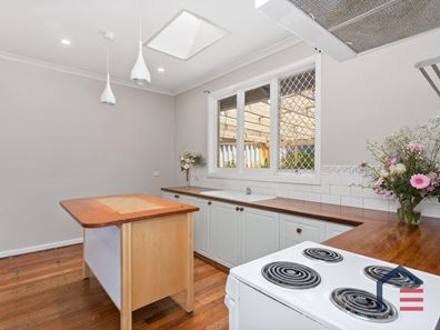 15 Doherty St, Embleton WA 6062