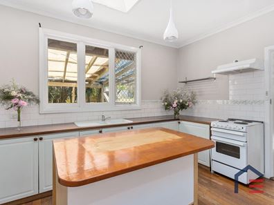 15 Doherty St, Embleton WA 6062