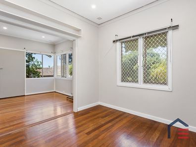 15 Doherty St, Embleton WA 6062