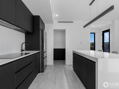 67 Lycaste Parade, Treeby WA 6164