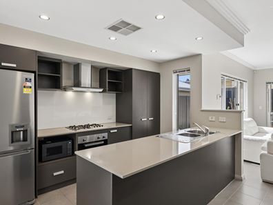 42 Lord Street, Bentley WA 6102