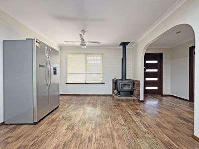 17 Sims Street, Sinclair WA 6450