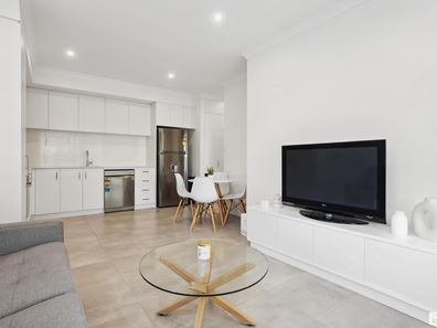 3/381 Daly Street, Cloverdale WA 6105
