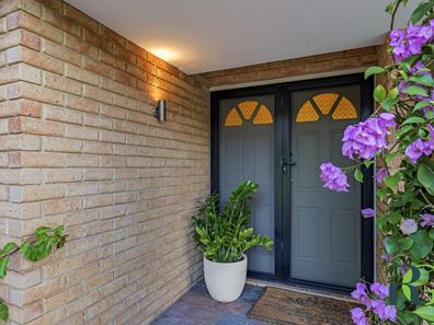 18 The Ramble, Booragoon WA 6154