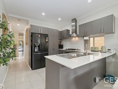 23 Doncaster Grange, Butler WA 6036