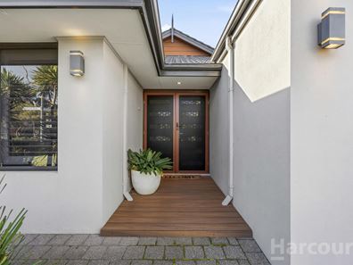 30 Hurlingham Loop, Meadow Springs WA 6210