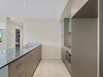 14/18 Tanunda Drive, Rivervale WA 6103