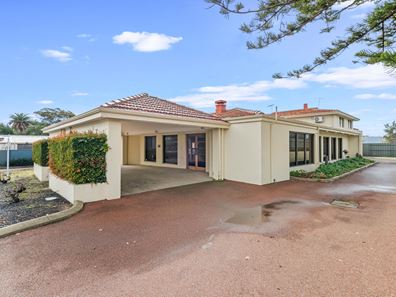 2 Leslie Street, Mandurah WA 6210