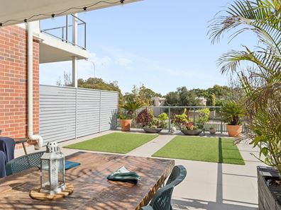 4/3 Washington Street, Victoria Park WA 6100
