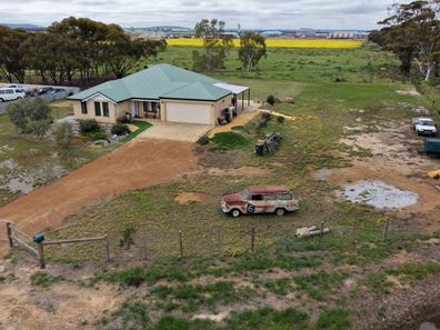 6 Bedford Street, Kellerberrin WA 6410