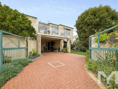 2/52 Preston Point Road, East Fremantle WA 6158