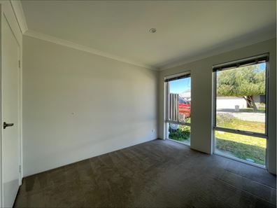 12 Welford Way, Yanchep WA 6035