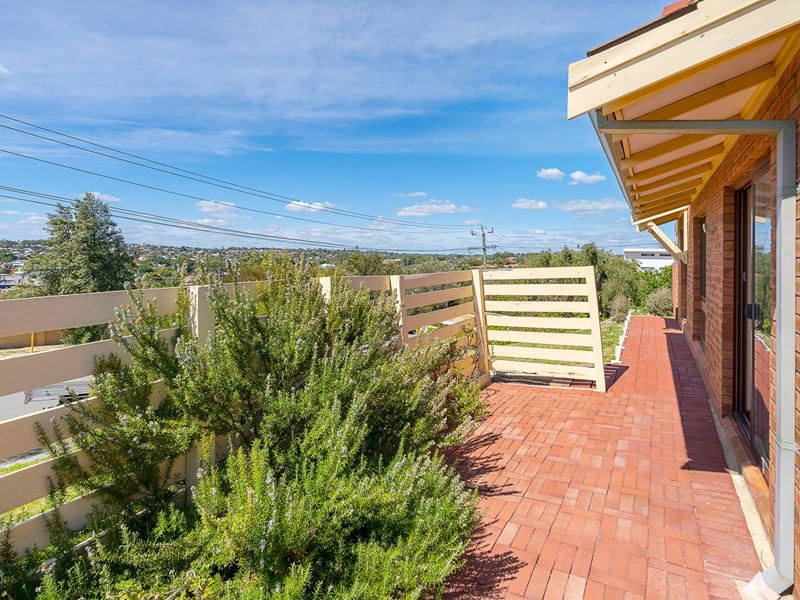 3/27 Edgehill Street, Scarborough