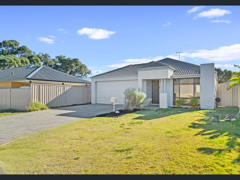 32 Kirkbrae Pass, Meadow Springs WA 6210