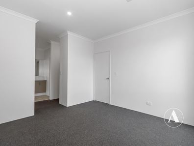 10 Iselin Road, Two Rocks WA 6037