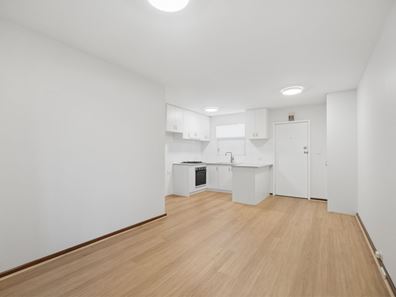 2/52 Sackville Terrace, Scarborough WA 6019