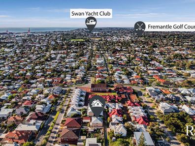 8B Livingstone Street, Beaconsfield WA 6162