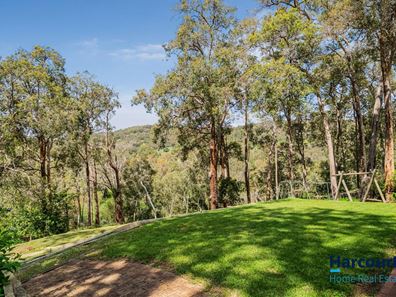 21 Croyden Road, Roleystone WA 6111