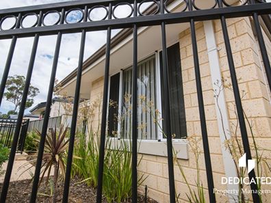 13 Finchley Way, Wellard WA 6170