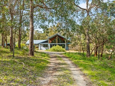 81 Caledonia Close, Herron WA 6211