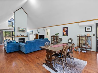 81 Caledonia Close, Herron WA 6211