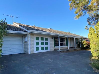 17 Larundel Road, City Beach WA 6015