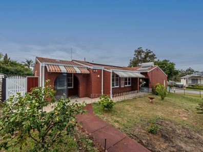9 March  Street, Gwelup WA 6018