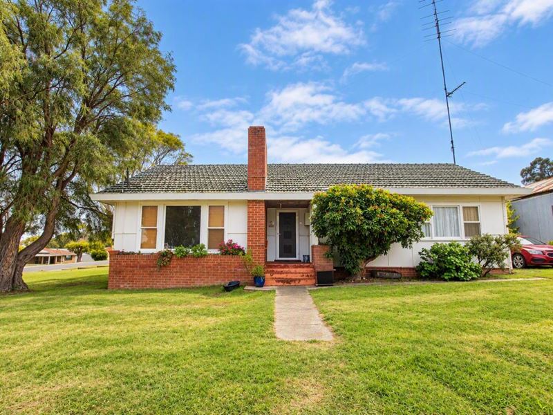 24 Hesse Street, Waroona WA 6215