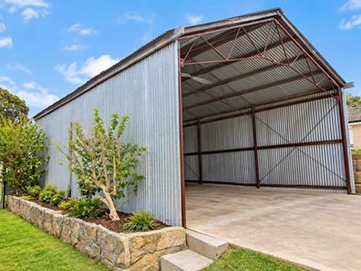 24 Hesse Street, Waroona WA 6215