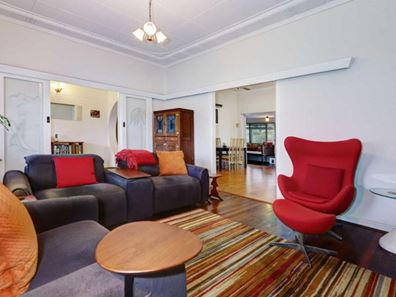 20 Wyndham Street, St James WA 6102