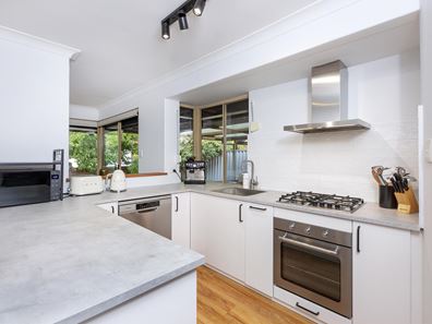 1/117 Berwick Street, Victoria Park WA 6100