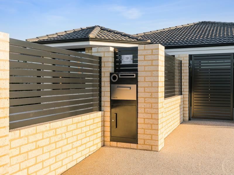 19 Champion Drive, Bertram WA 6167
