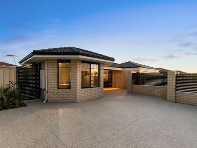19 Champion Drive, Bertram WA 6167