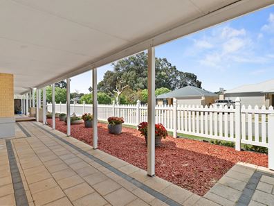 2 Wanderer Parkway, Baldivis WA 6171