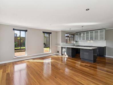 1/61 Wanneroo Road, Tuart Hill WA 6060