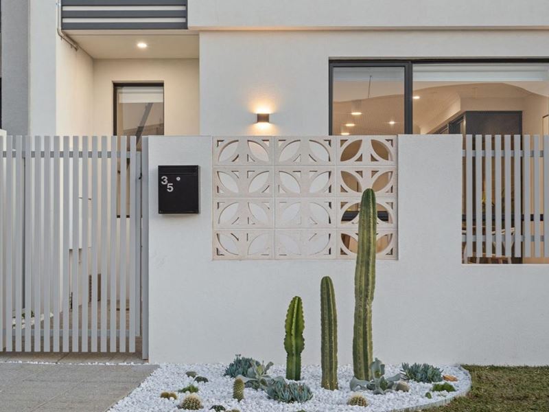 35 Mykonos View, Iluka WA 6028