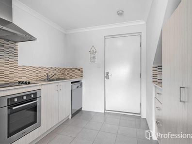 9/2 Royston Link, Butler WA 6036