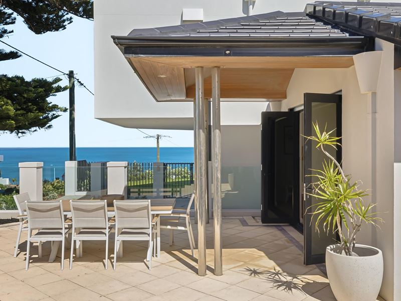7 Castle Street, North Beach WA 6020