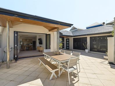 7 Castle Street, North Beach WA 6020