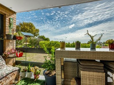 3/32 Shayne Street, Halls Head WA 6210